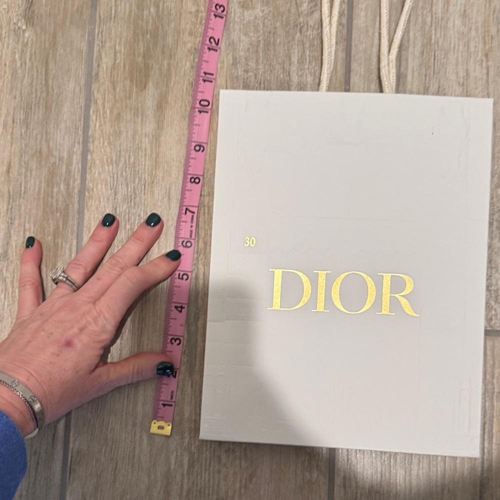 Dior White and Gold Luxury Shopping Bag from Dior Musuem in Paris - Picture 5 of 8